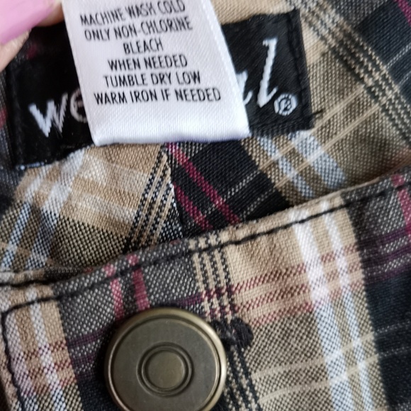 Wet seal Capri pants - Picture 6 of 6